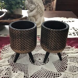 NWOT Ceramic Bronze/Black Color Planters